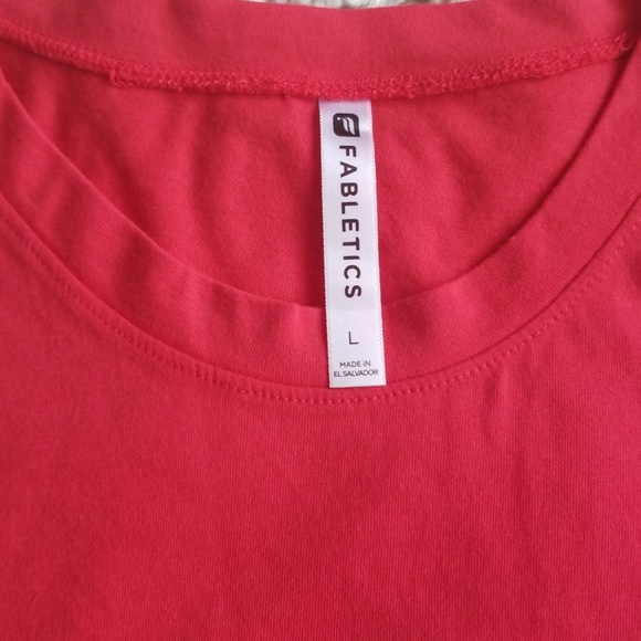 NWOT Fabletics tops bundle - Picture 2 of 3